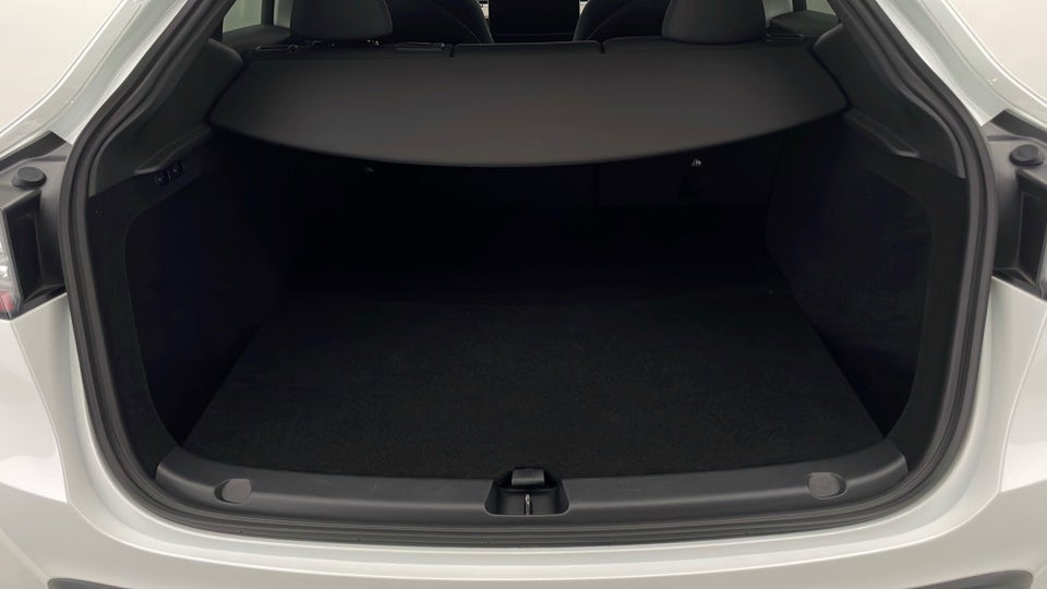 Tesla Model Y Long Range AWD 5d