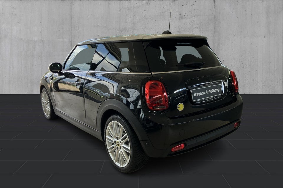 MINI Cooper SE Classic Trim 3d