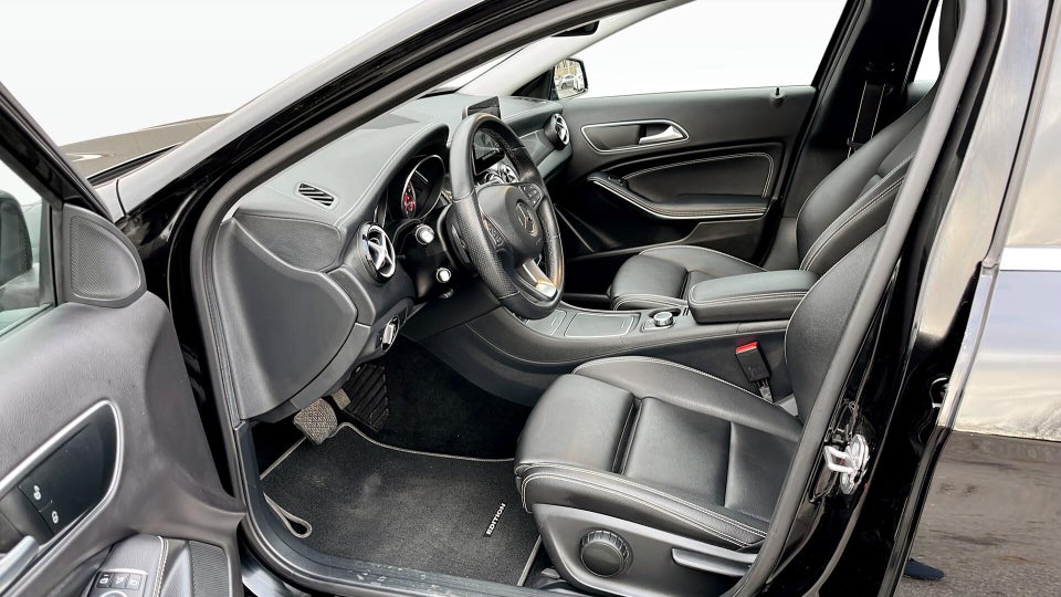 Mercedes GLA200 1,6 Final Edition aut. 5d