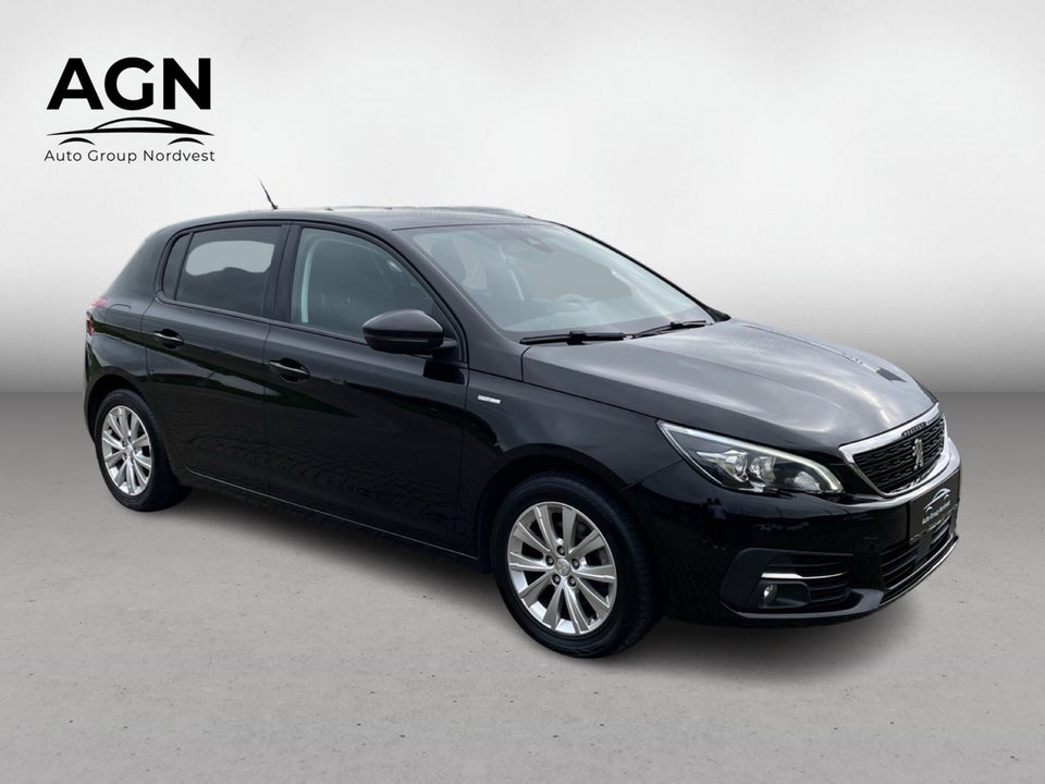 Peugeot 308 1,5 BlueHDi 130 Style 5d