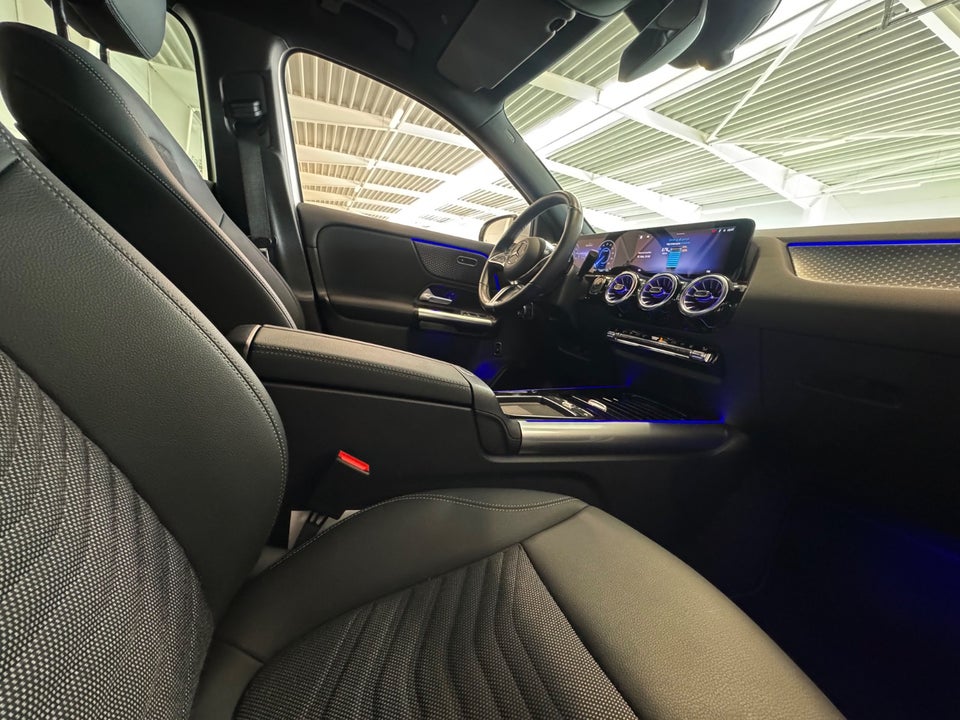 Mercedes EQA250+ Progressive Advance 5d