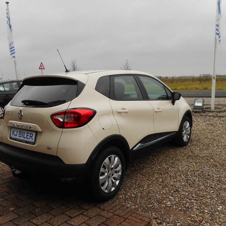 Renault Captur 1,5 dCi 90 Dynamique 5d
