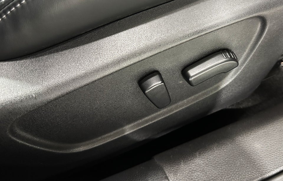 Nissan Qashqai 1,3 Dig-T 140 Tekna+ 5d