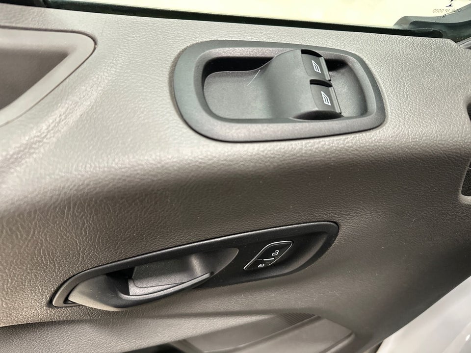 Ford Transit 350 L2 Van 2,0 TDCi 130 Trend H2 FWD