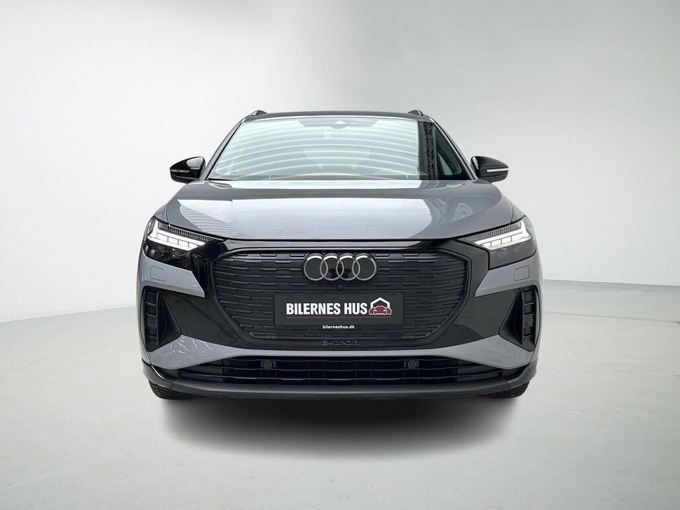 Audi Q4 e-tron 40 S-line 5d