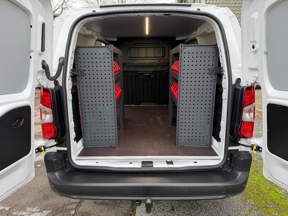 Toyota ProAce City 1,5 D 130 Long Comfort aut. 5d