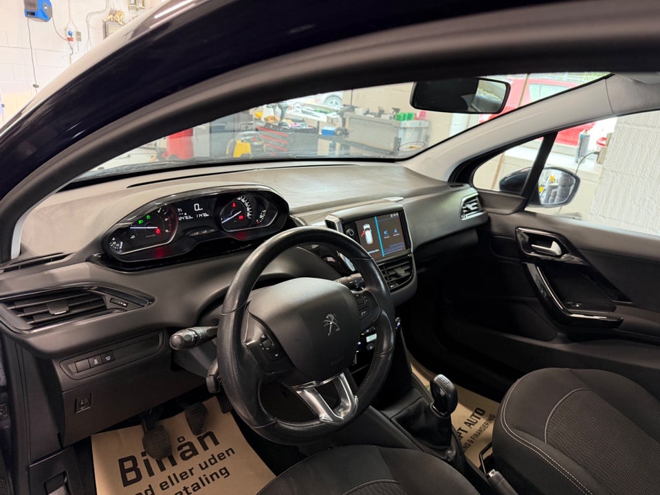 Peugeot 208 1,6 BlueHDi 100 Envy 5d