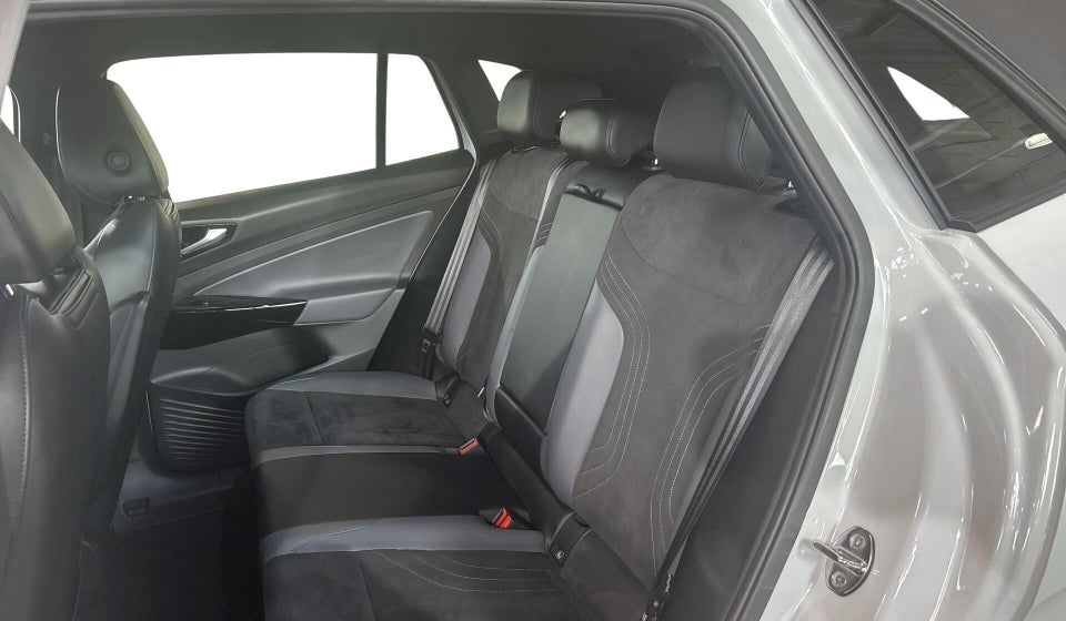 VW ID.4 77 Pro 5d