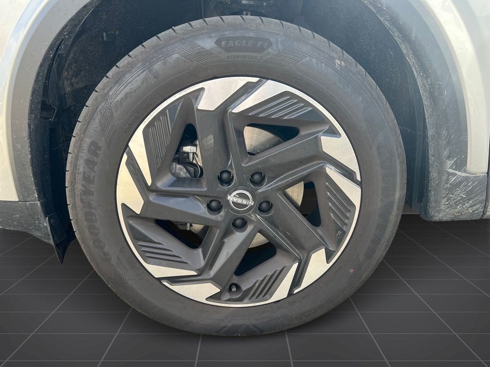 Nissan Qashqai 1,3 mHEV N-Connecta X-tr. 5d