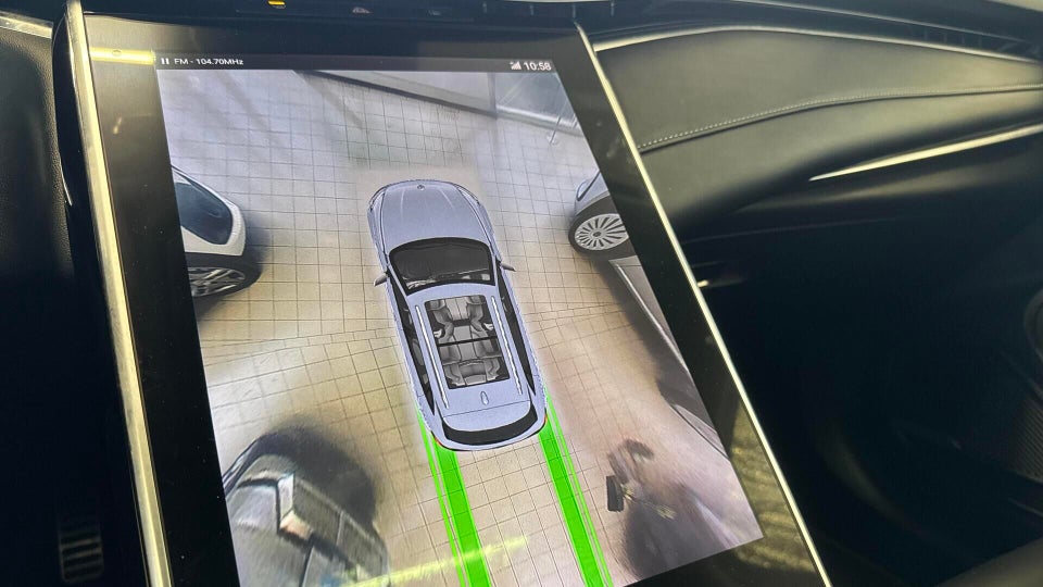 MG Marvel R Luxury 5d