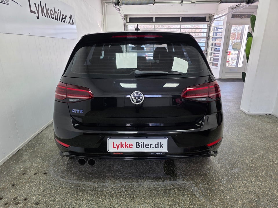 VW Golf VII 1,4 GTE DSG 5d