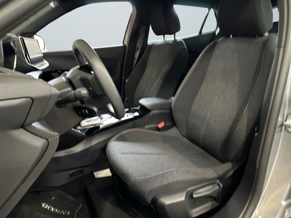 Peugeot e-2008 54 Style 5d