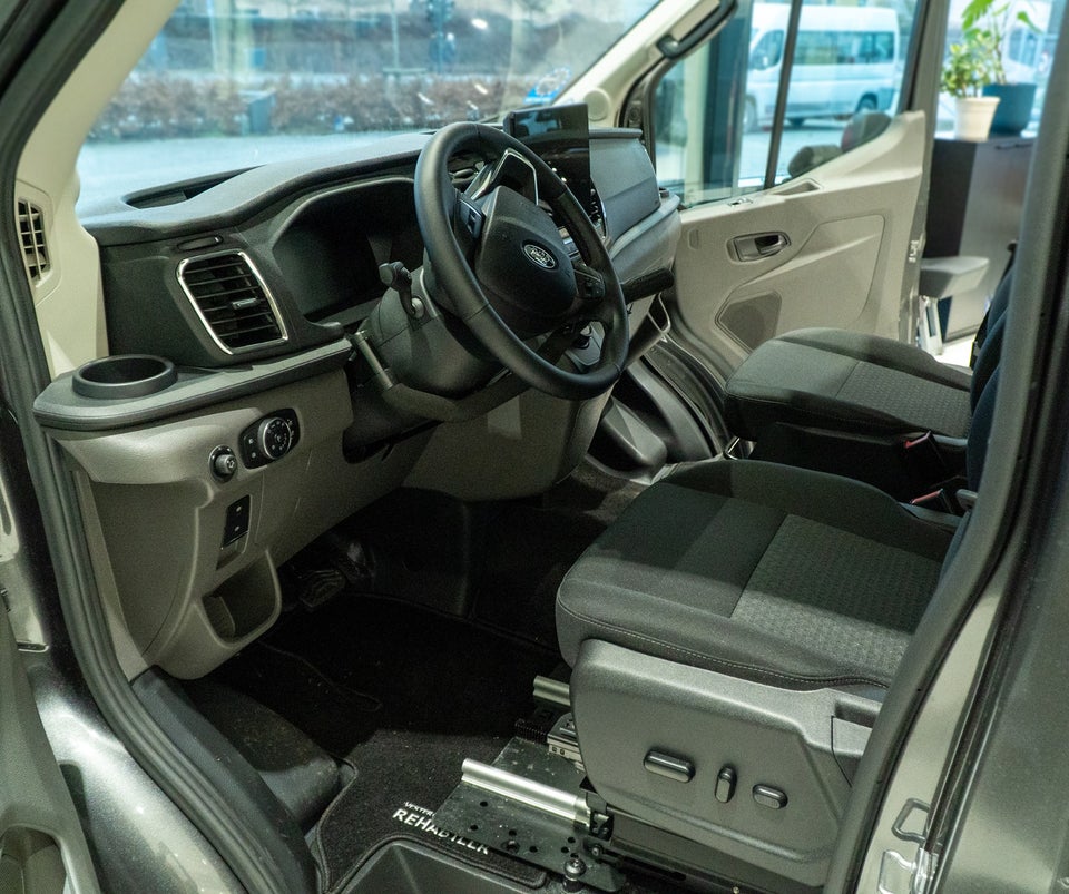 Ford Transit 350 L2 Kombi 2,0 EcoBlue Trend aut. H2 FWD