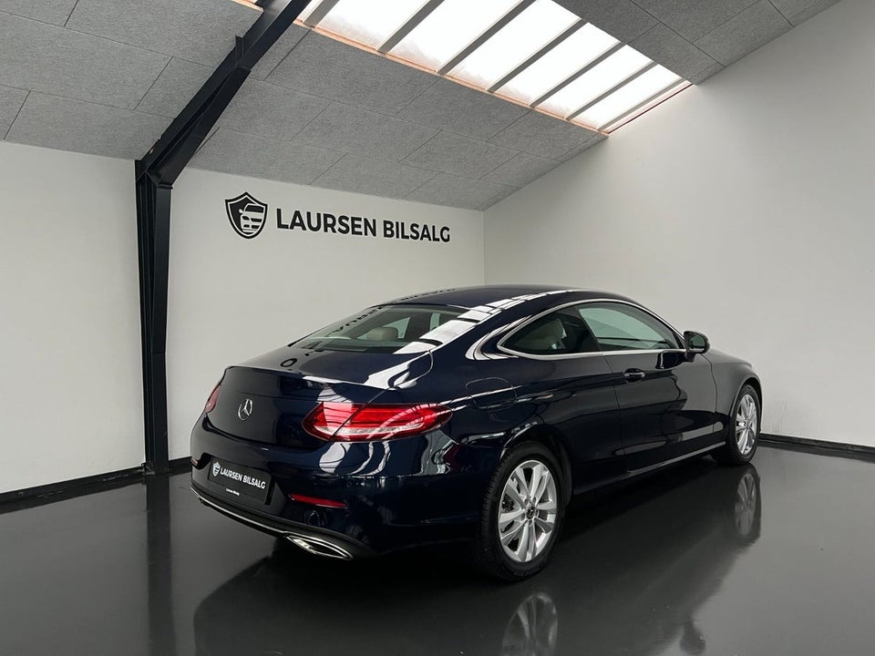 Mercedes C300 2,0 Coupé aut. 2d
