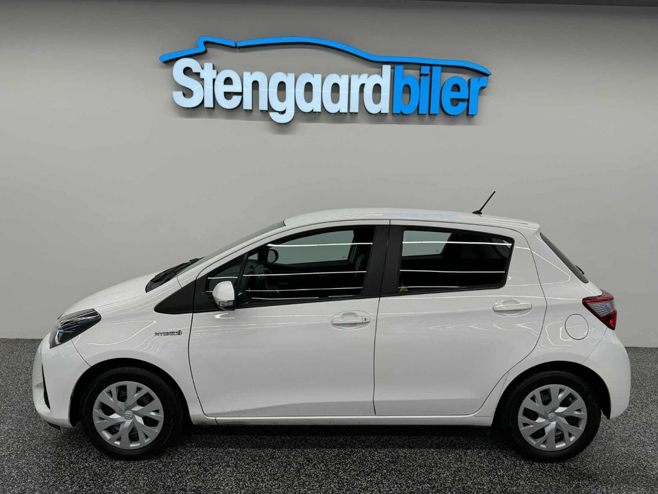 Toyota Yaris 1,5 Hybrid H2 e-CVT Van 5d