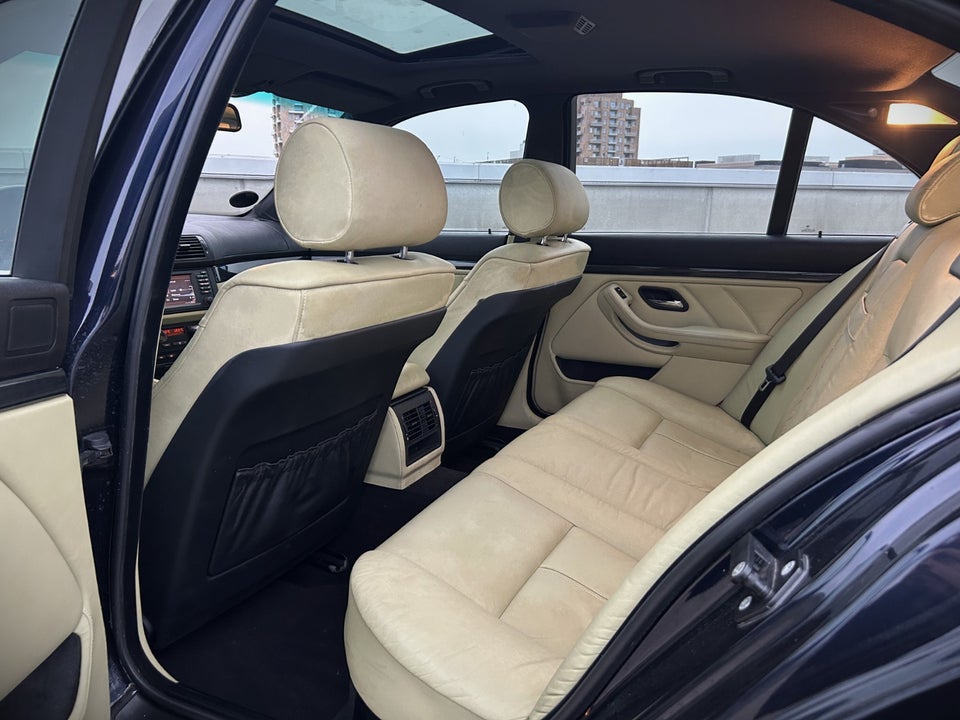 BMW 540i 4,4 aut. 4d