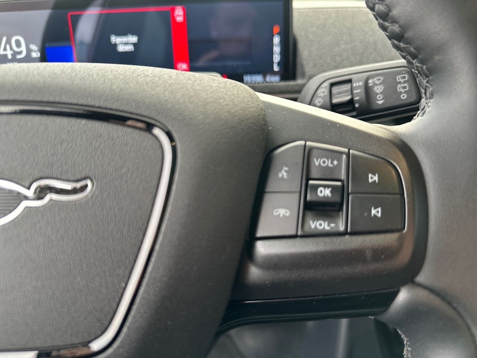 Ford Mustang Mach-E 73 Standard Range 5d