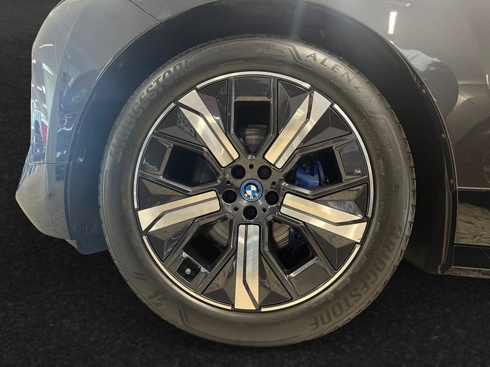 BMW iX xDrive40 M-Sport 5d