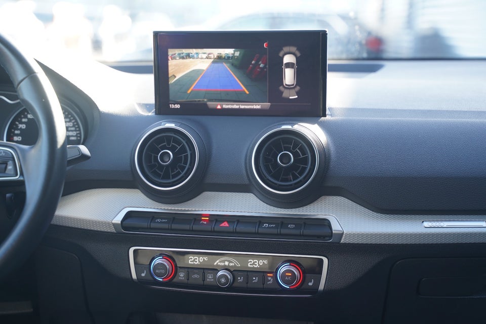 Audi Q2 35 TFSi Prestige S-tr. 5d