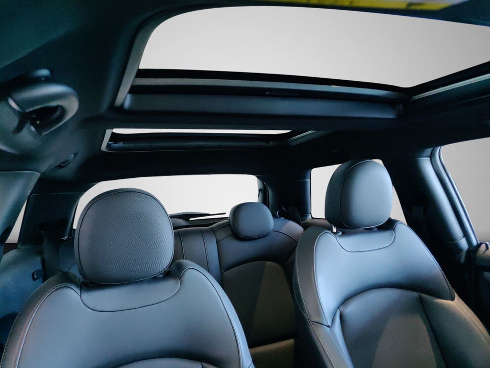 MINI Cooper SE Yours Trim 3d