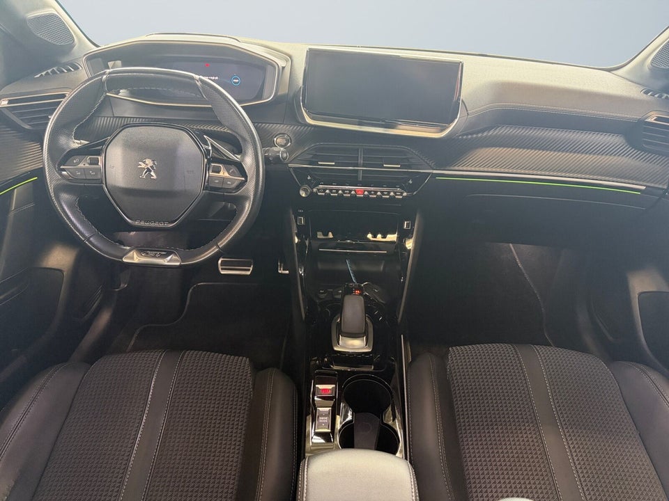 Peugeot e-208 50 GT 5d