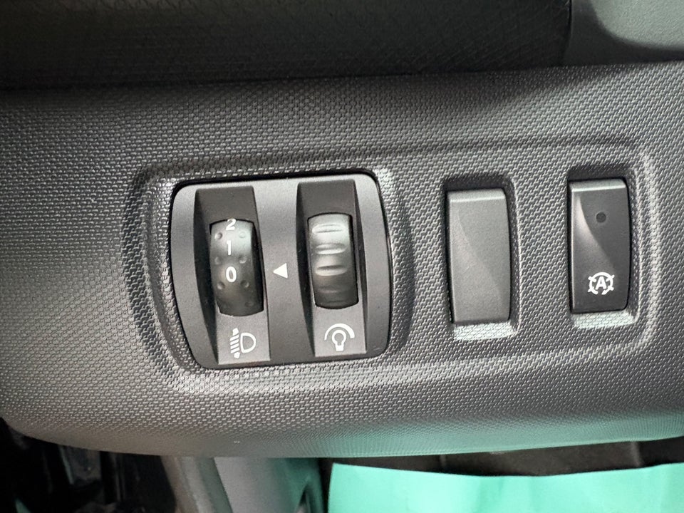 Renault Clio IV 0,9 TCe 90 Dynamique Sport Tourer 5d