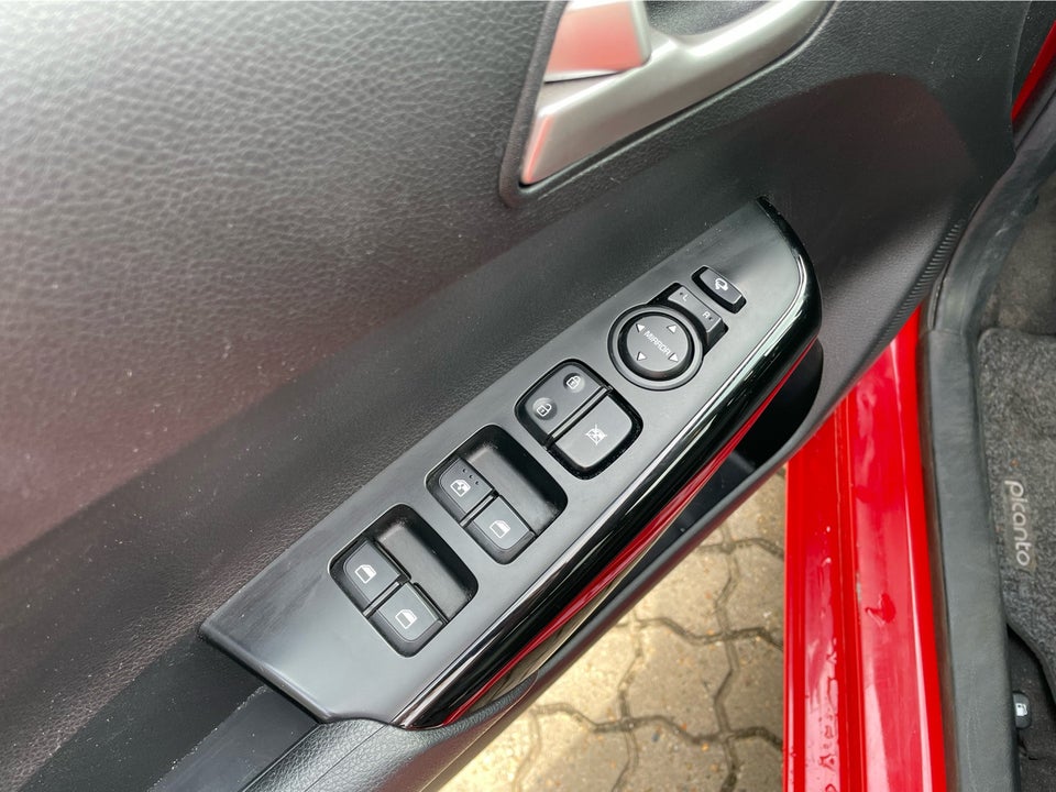 Kia Picanto 1,0 Prestige 5d