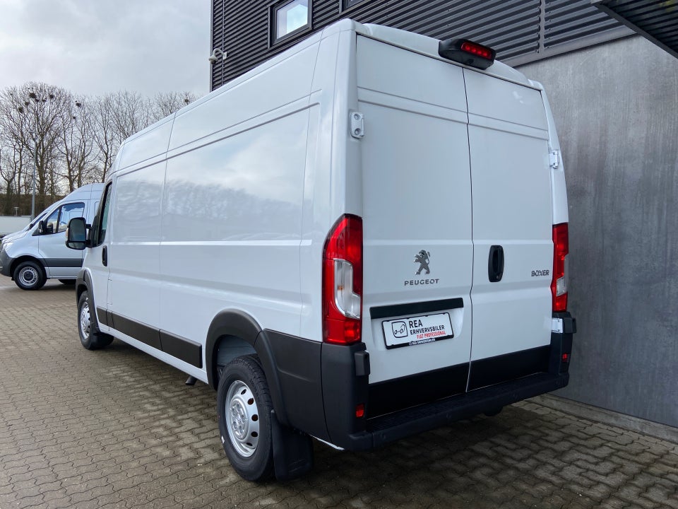 Peugeot Boxer 435 2,2 BlueHDi 165 L3H2 Premium