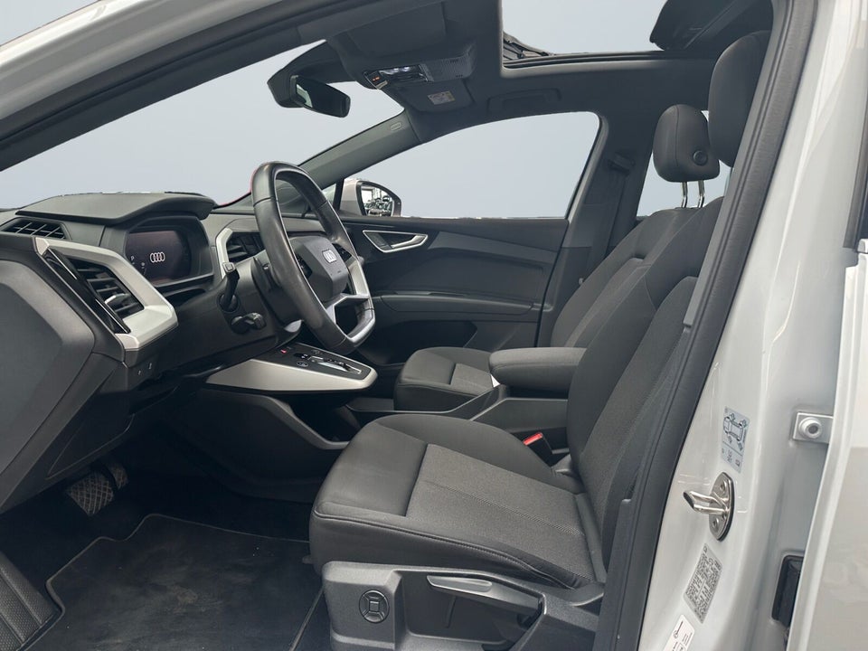 Audi Q4 e-tron 40  5d