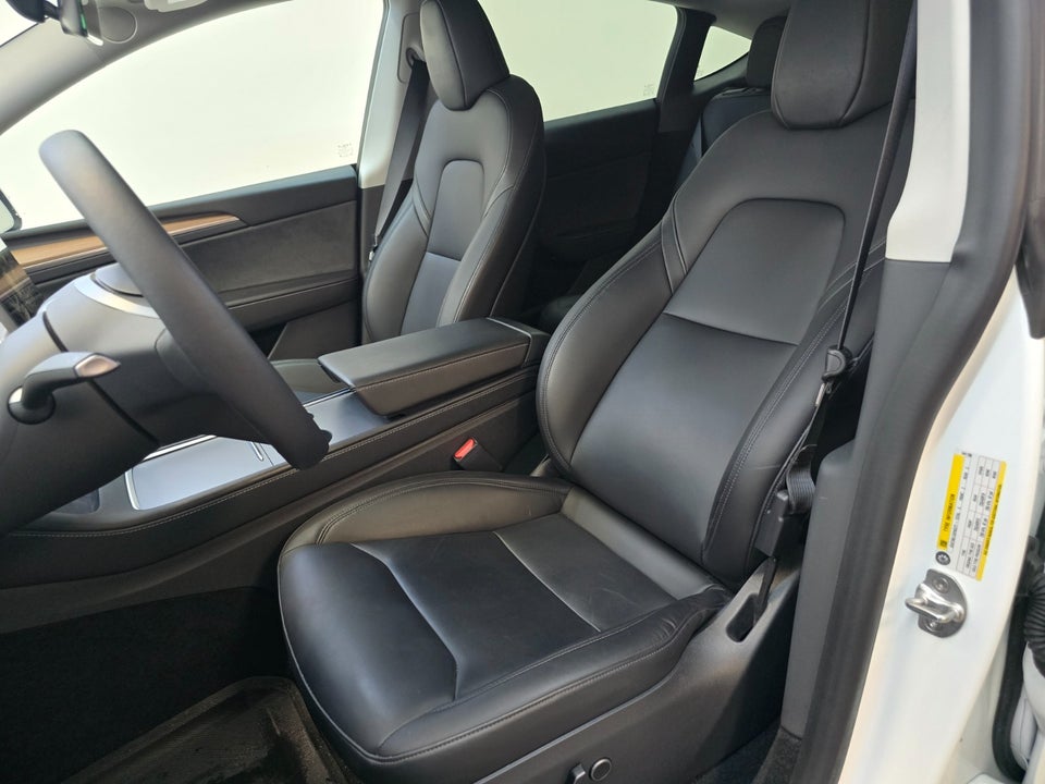 Tesla Model Y RWD 5d