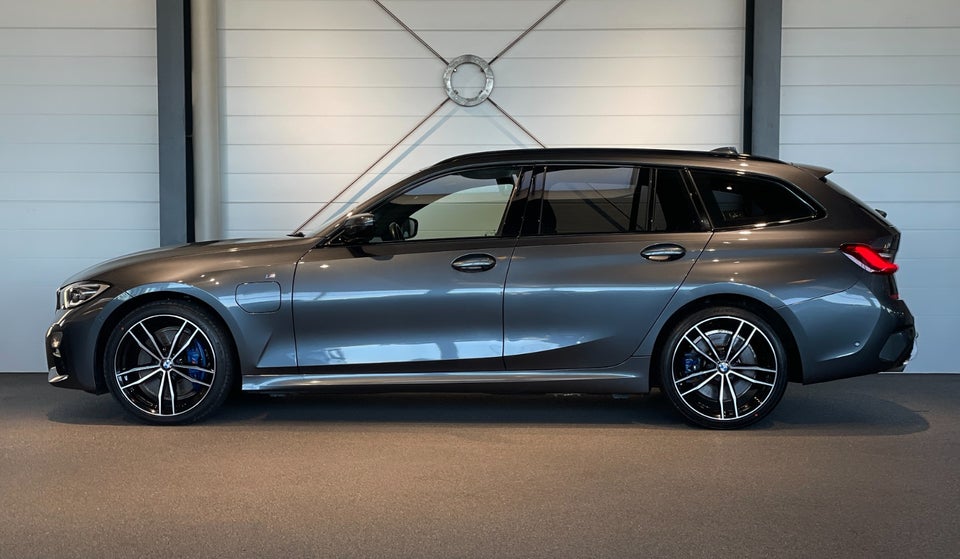 BMW 330e 2,0 Touring M-Sport aut. 5d