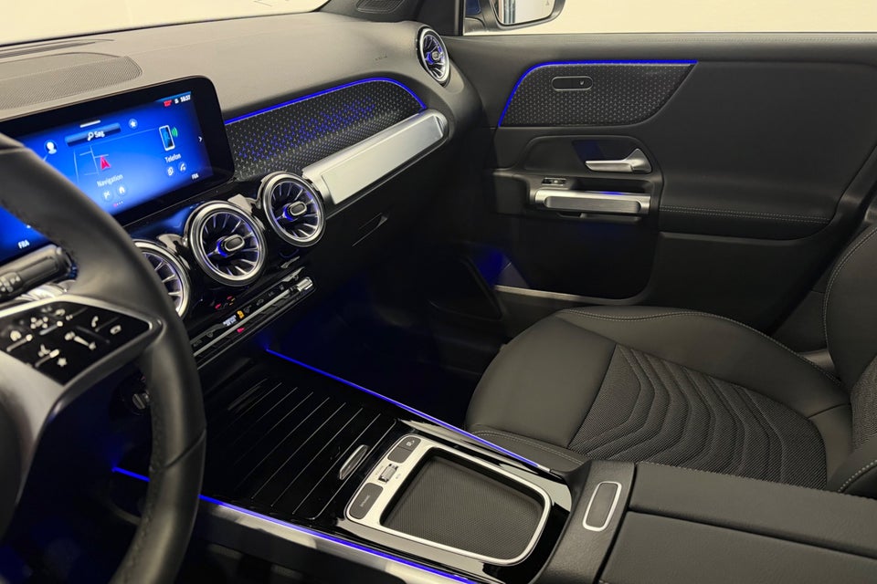 Mercedes EQB300 Progressive 4Matic 5d