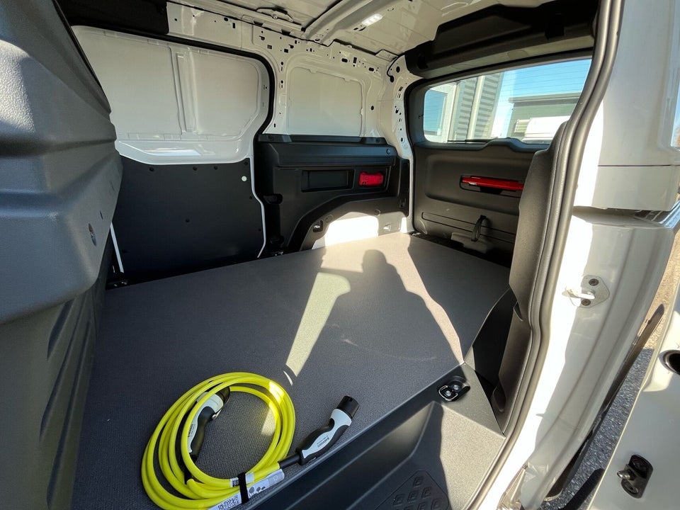 VW ID.Buzz 79 Cargo Pro+