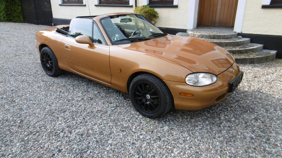 Mazda MX-5 1,8 2d