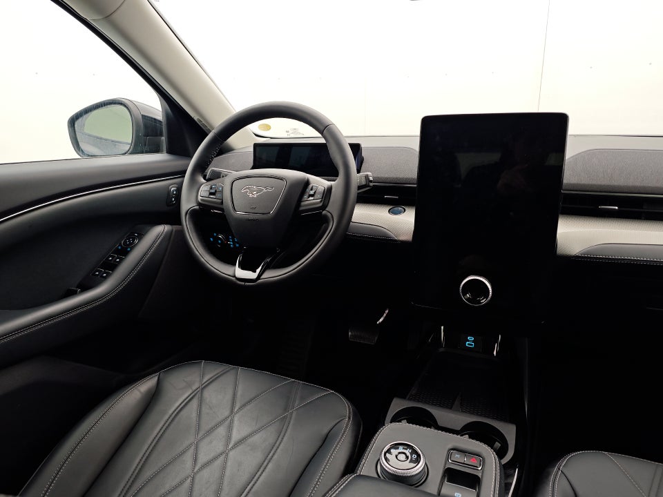 Ford Mustang Mach-E 98 Extended Range 5d