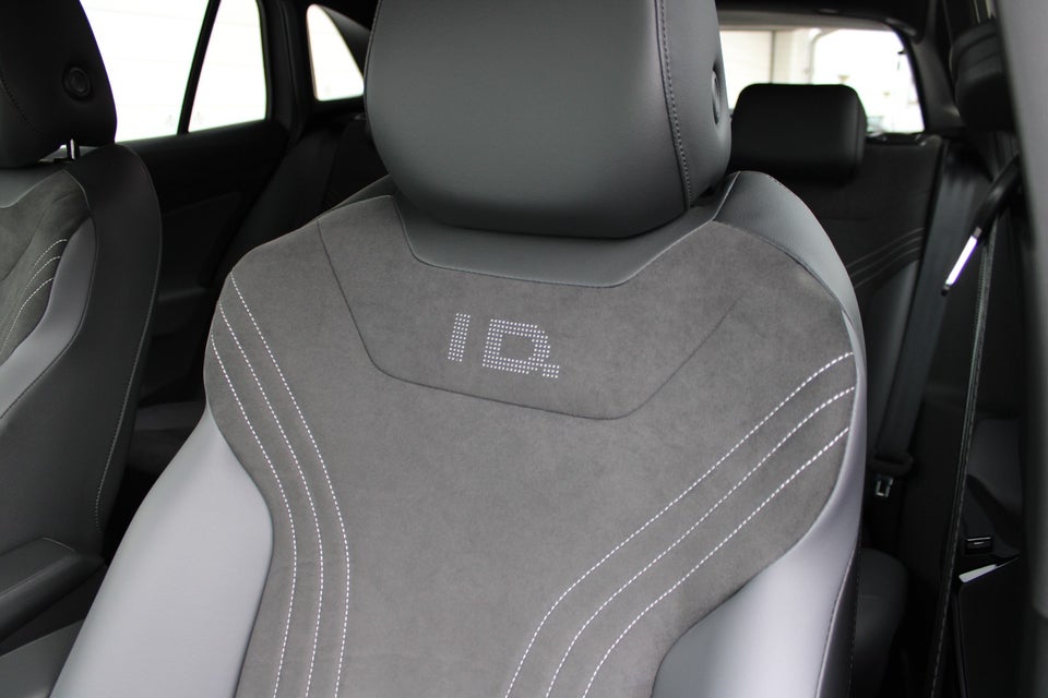 VW ID.4 77 Style 5d