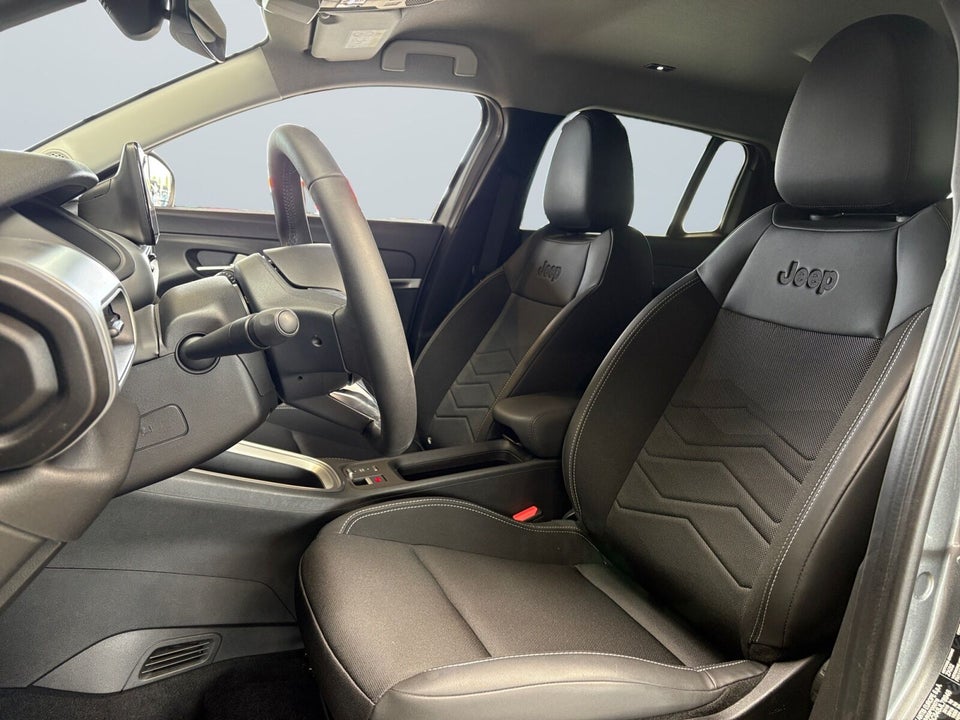 Jeep Avenger 54 Summit 5d