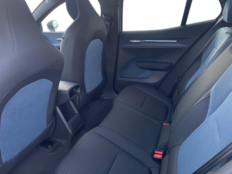 Volvo EX30 Extended Range Ultra 5d