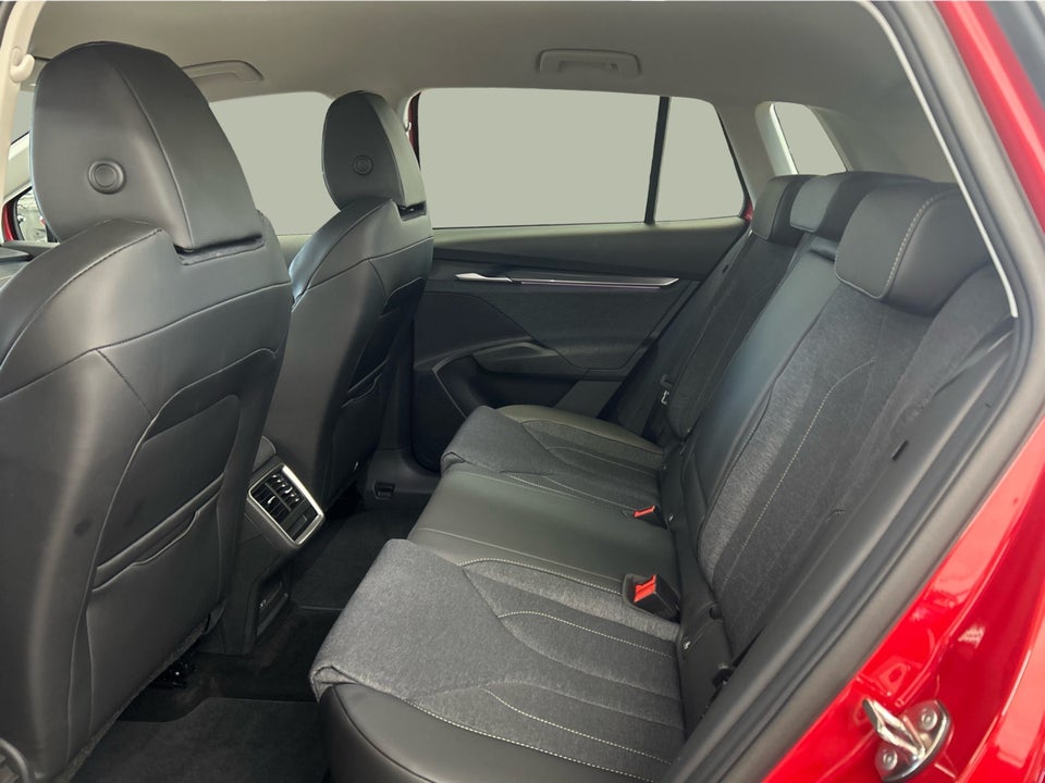 Skoda Elroq 85 iV Loft 5d