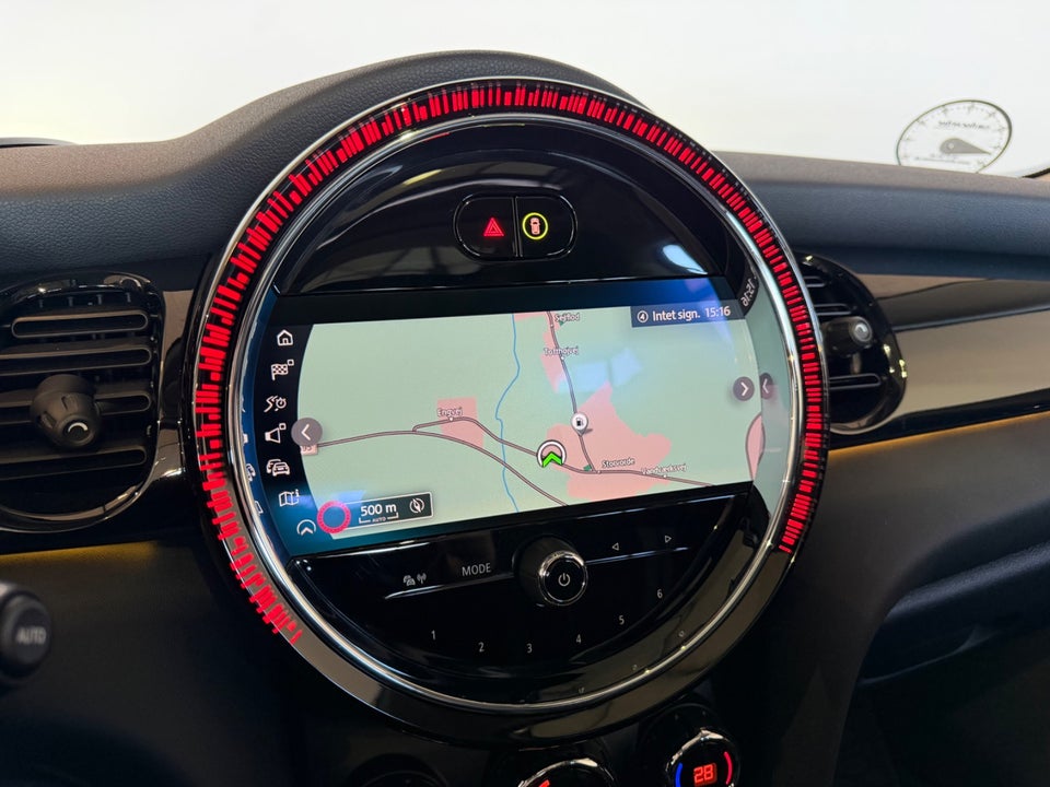 MINI Cooper SE Essential 3d