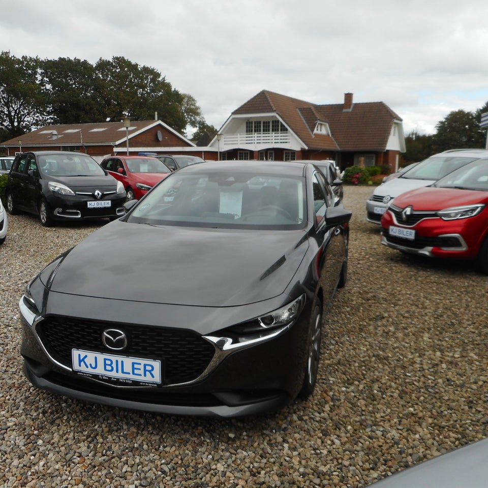 Mazda 3 1,8 SkyActiv-D 116 Sky 4d