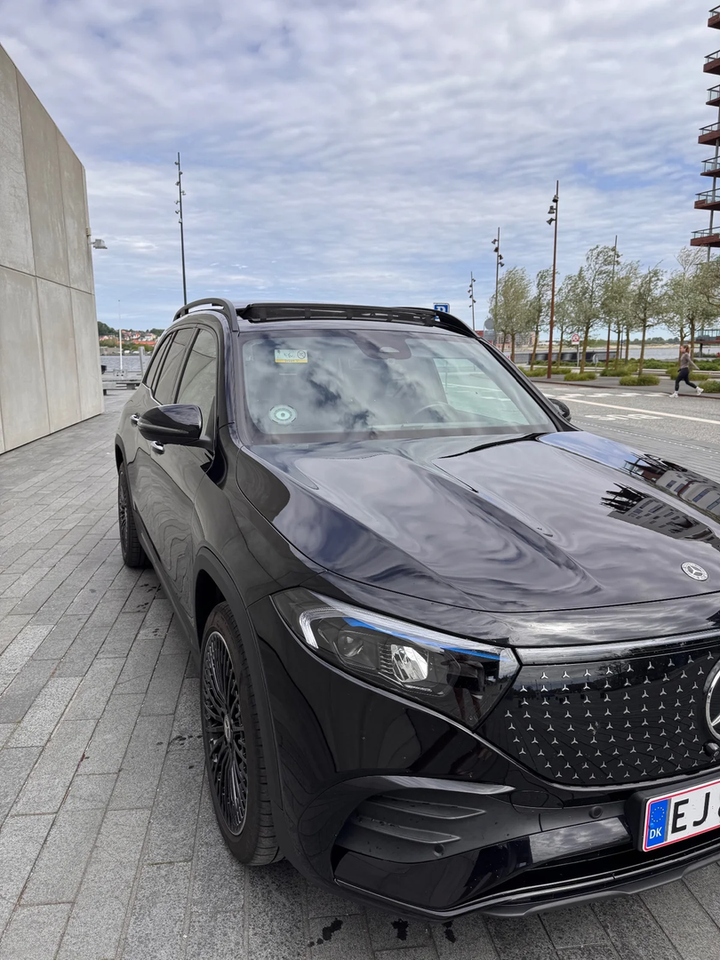 Mercedes EQB350 AMG Premium 4Matic 5d