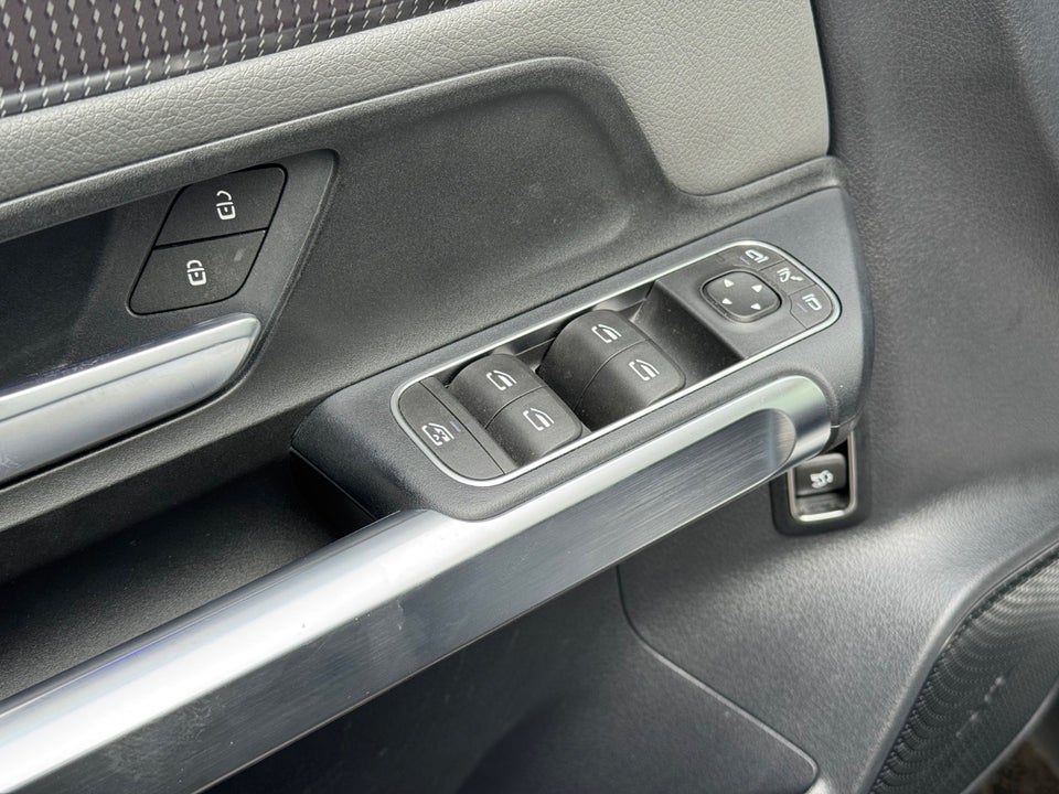 Mercedes EQB250 Electric Art 5d