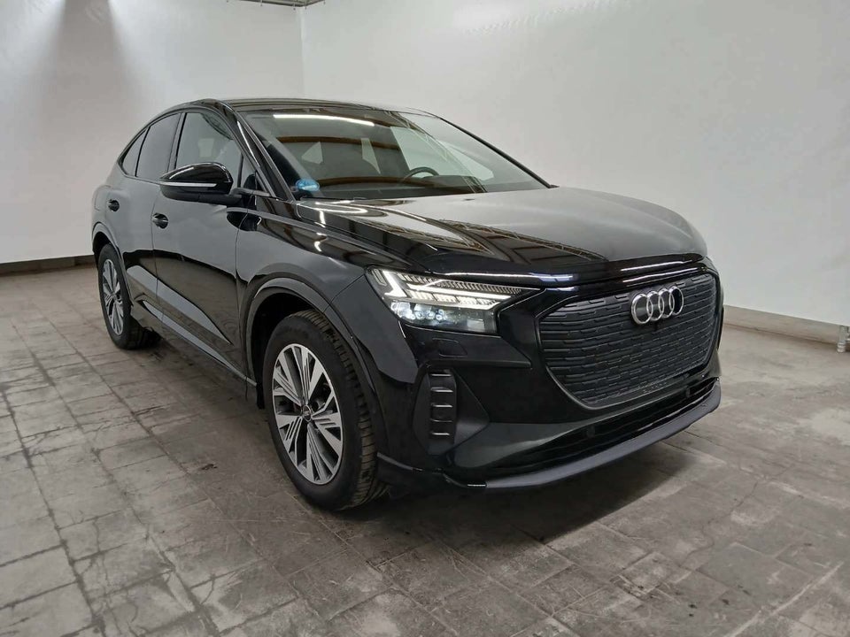 Audi Q4 e-tron 40 Advanced Sportback 5d