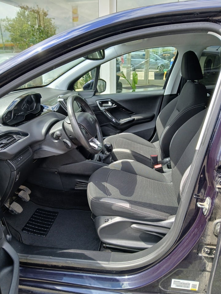 Peugeot 208 1,6 BlueHDi 100 Allure 5d