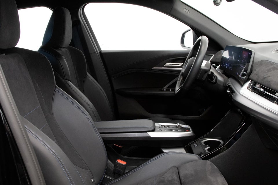 BMW iX2 eDrive20 M-Sport 5d