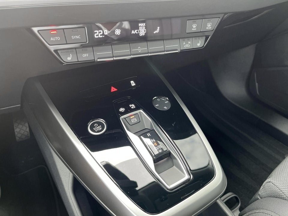 Audi Q4 e-tron 45 Progress quattro 5d