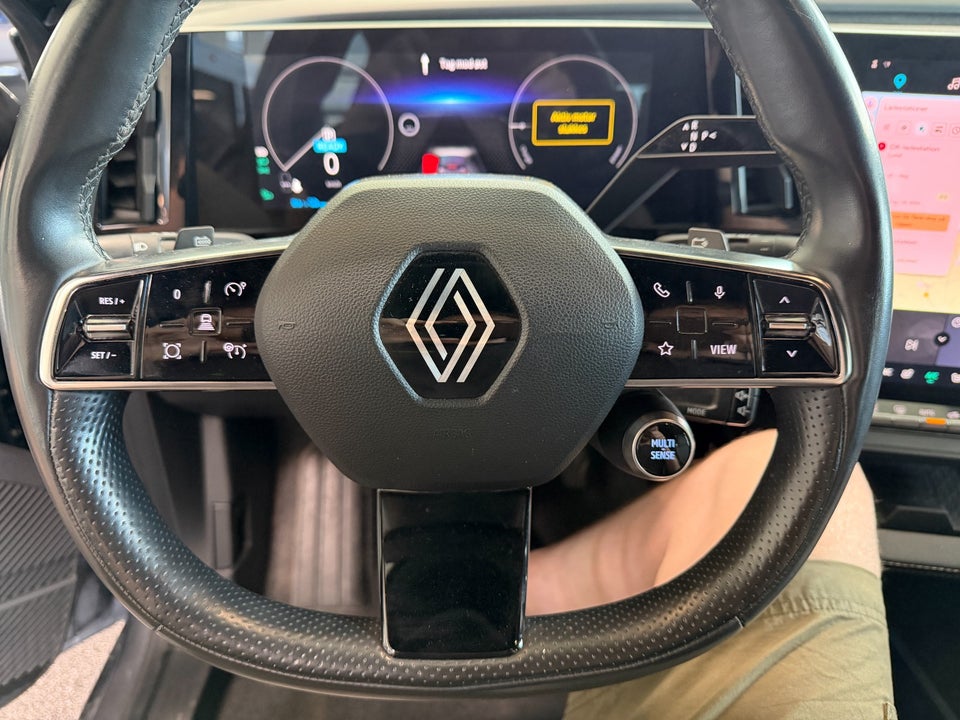 Renault Megane E-Tech 60 Techno 5d