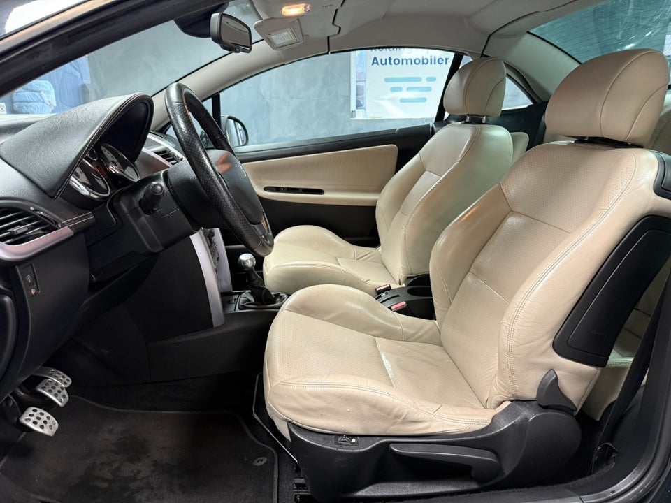 Peugeot 207 1,6 CC aut. 2d