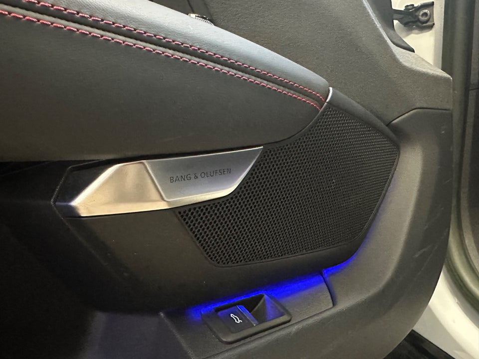 Audi RS e-tron GT quattro 4d